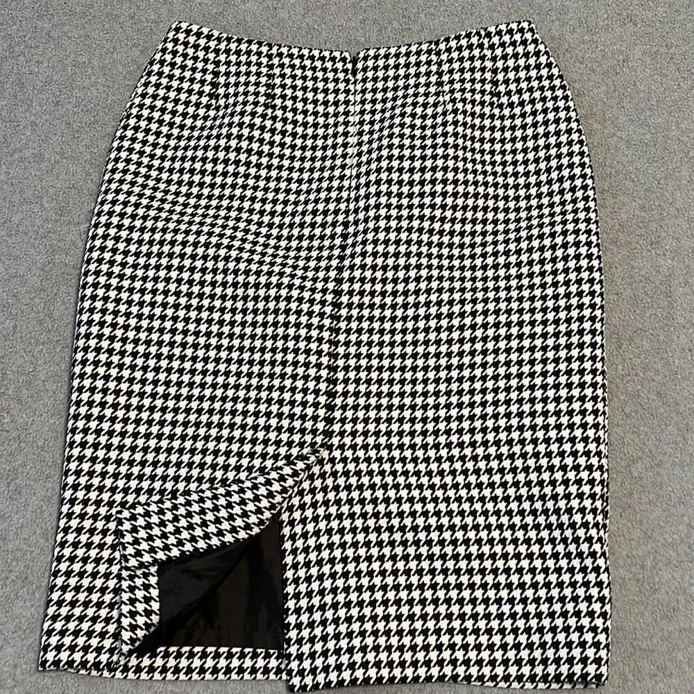 Kasper Women’s Patterned Pencil Skirt - Picture 4 of 4